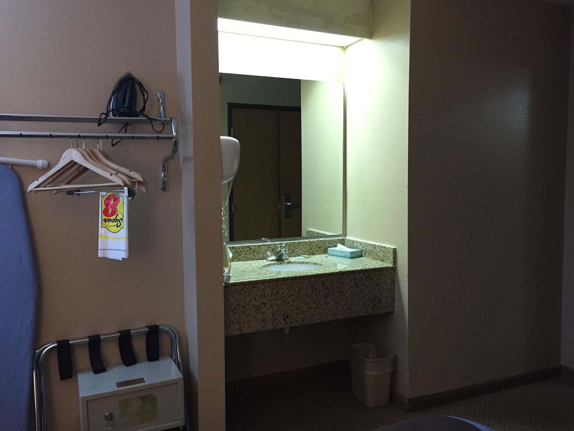 Super 8 By Wyndham Chicago O'Hare Airport Hotel Elk Grove Village Exterior foto