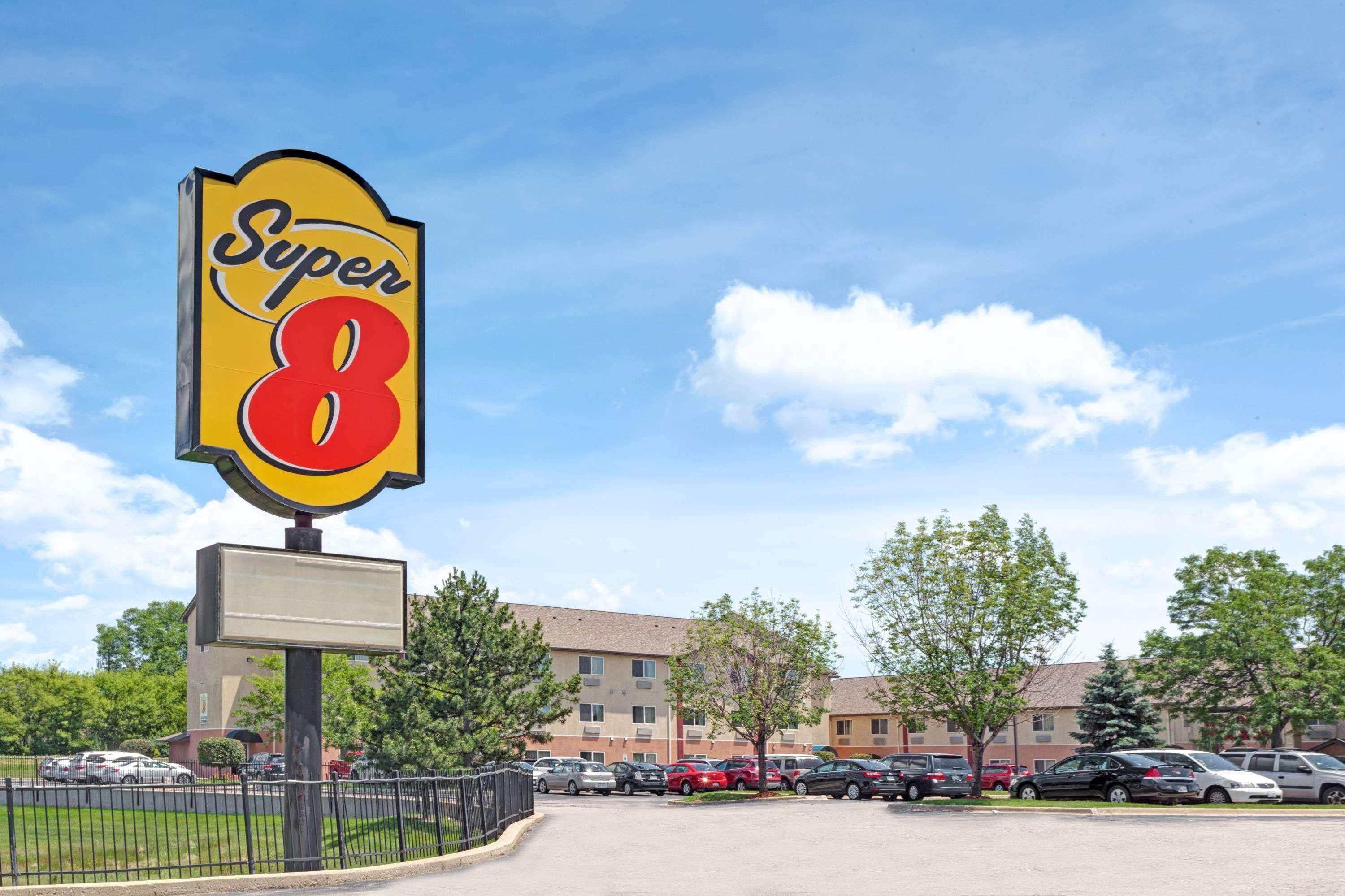 Super 8 By Wyndham Chicago O'Hare Airport Hotel Elk Grove Village Exterior foto