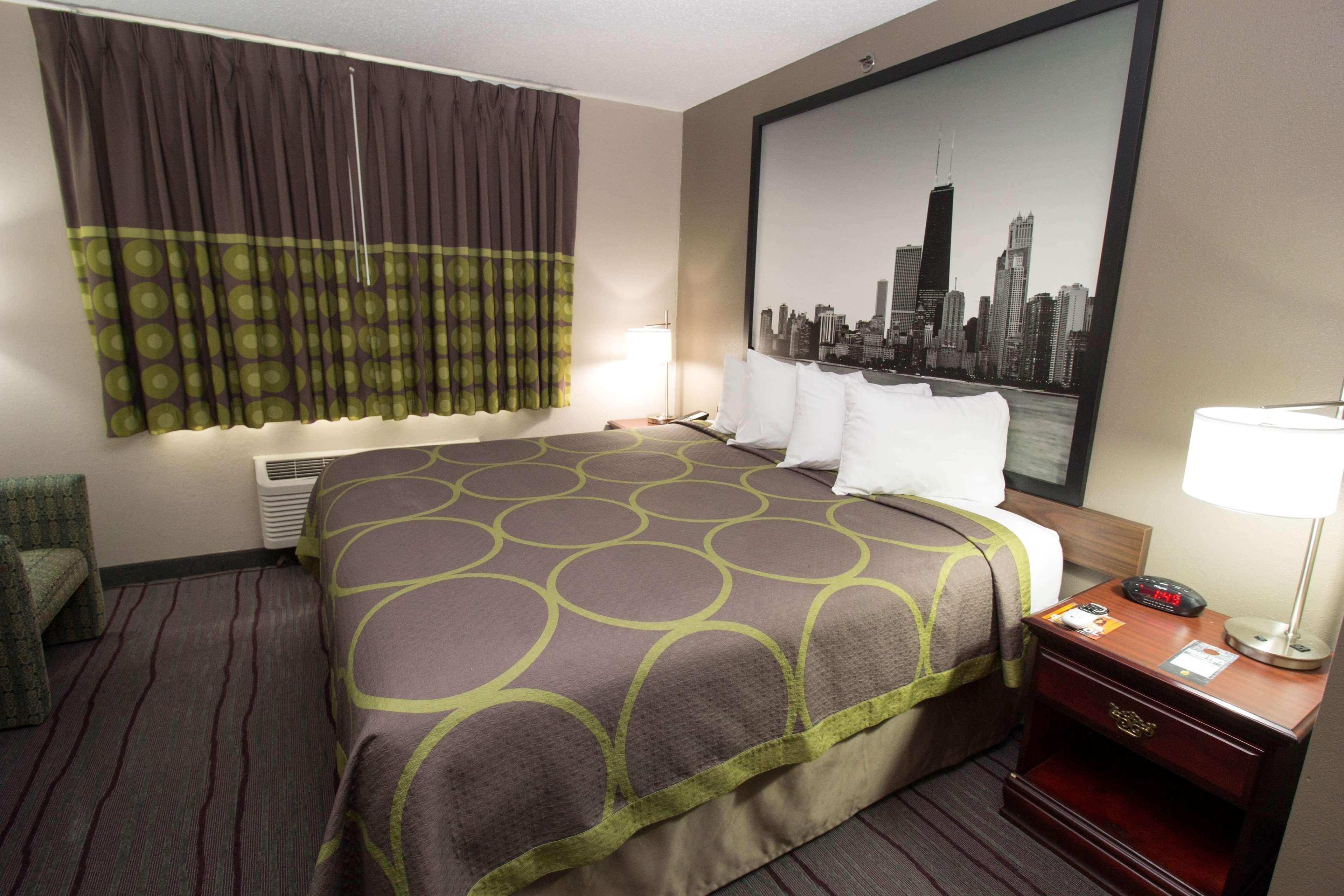 Super 8 By Wyndham Chicago O'Hare Airport Hotel Elk Grove Village Exterior foto