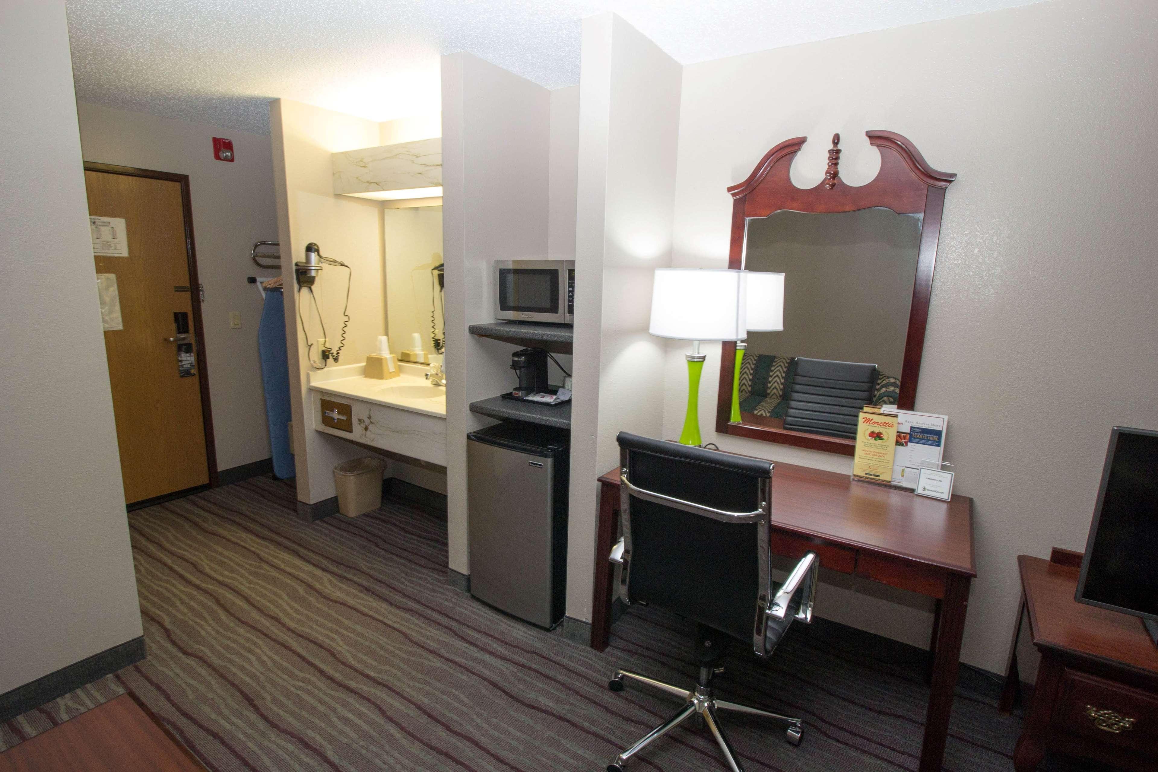 Super 8 By Wyndham Chicago O'Hare Airport Hotel Elk Grove Village Exterior foto
