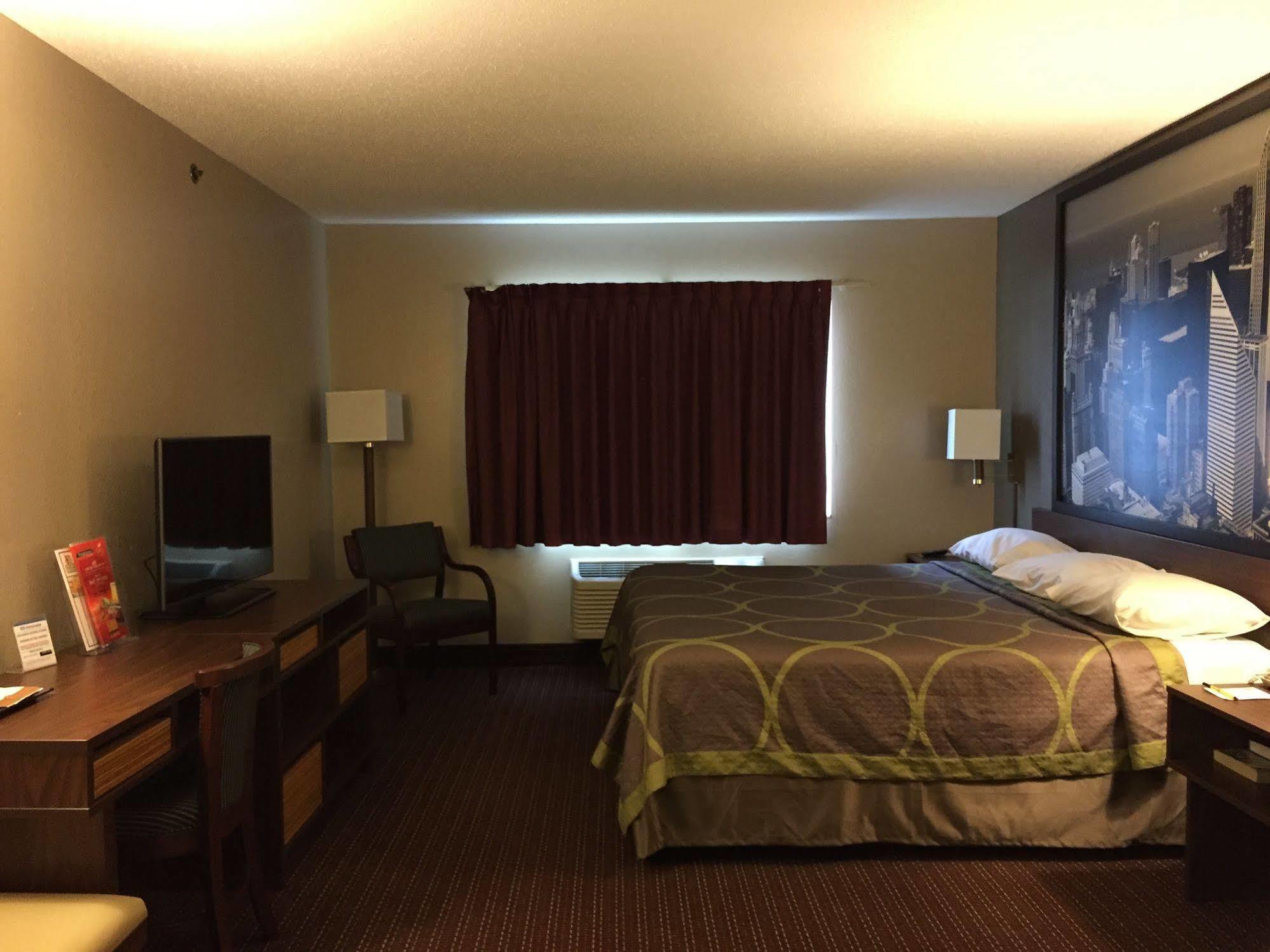 Super 8 By Wyndham Chicago O'Hare Airport Hotel Elk Grove Village Exterior foto