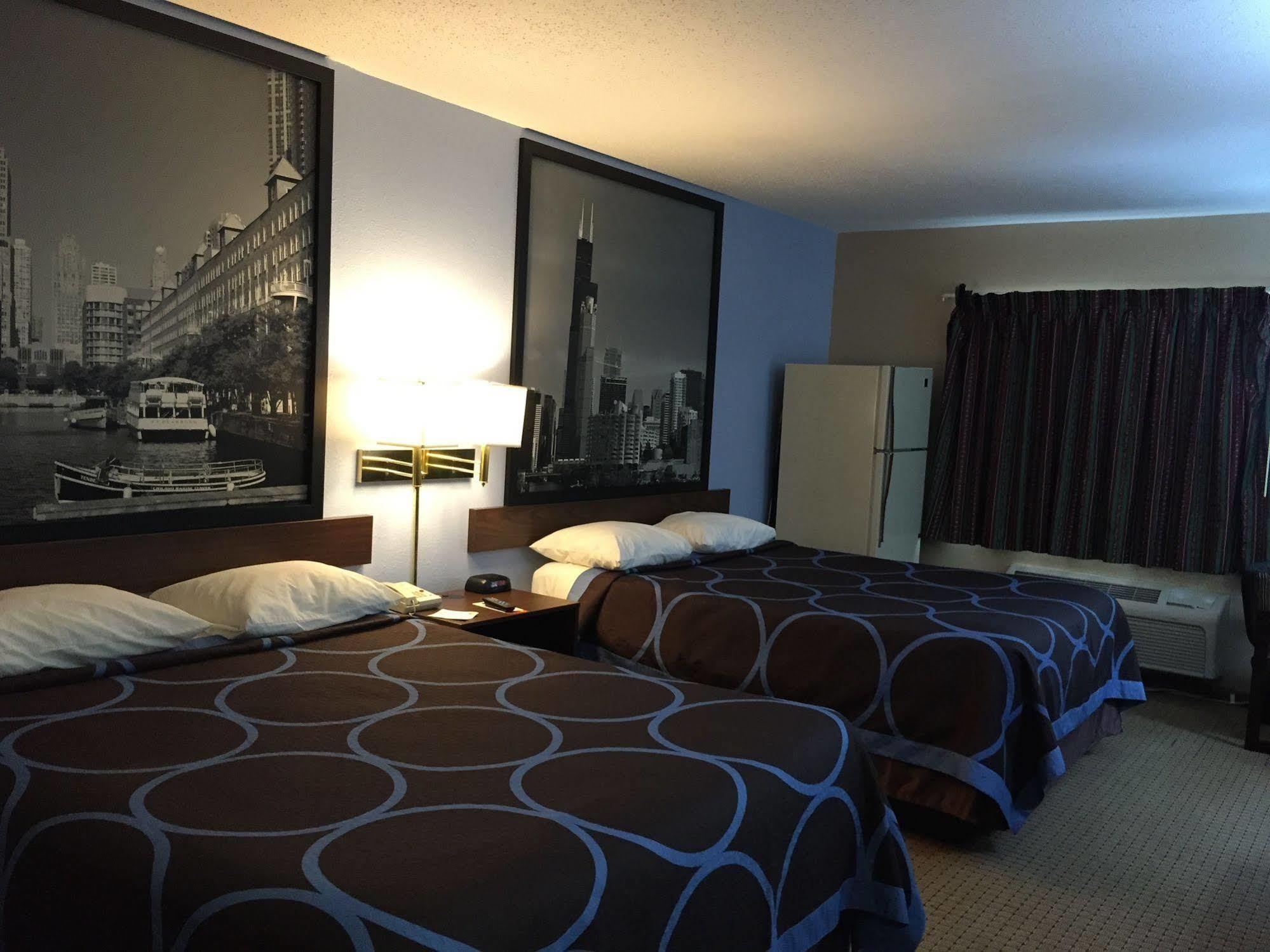 Super 8 By Wyndham Chicago O'Hare Airport Hotel Elk Grove Village Exterior foto